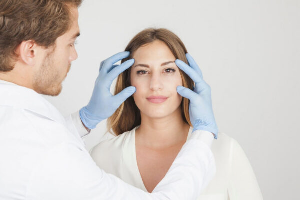 Porażenie nerwu twarzy – jakie są skuteczne sposoby leczenia